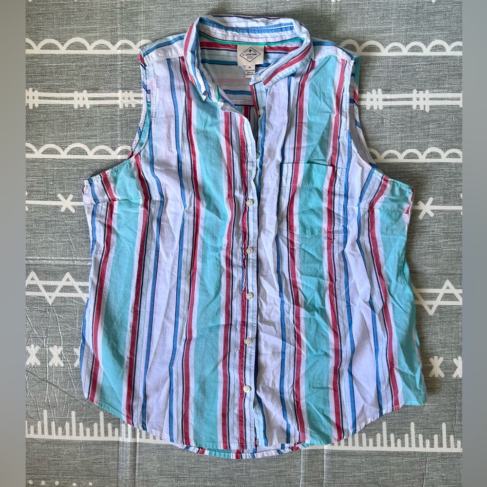 Women’s St. John’s Bay top, size petite large